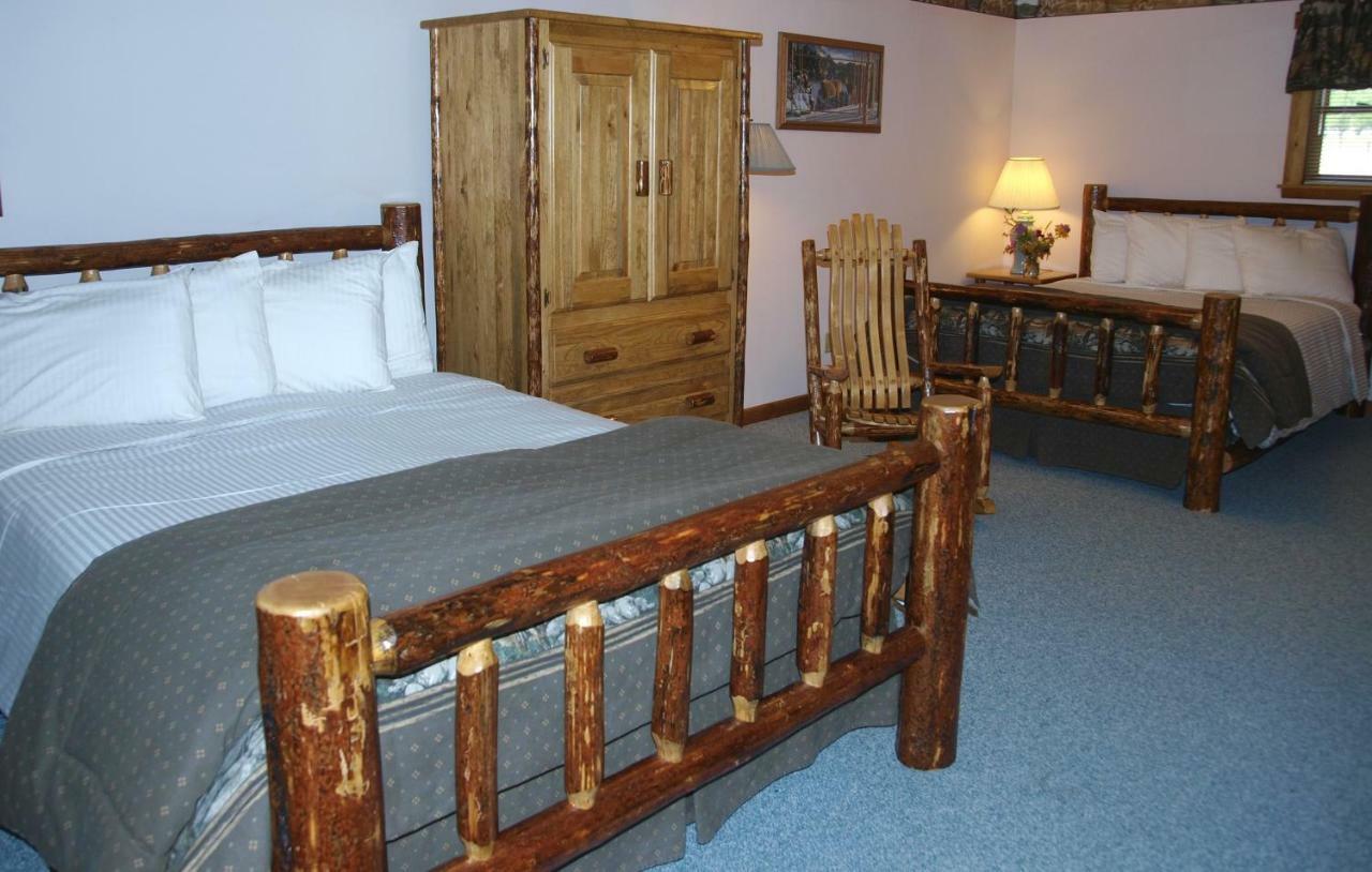 Yellowstone Basin Inn Гардинер Экстерьер фото
