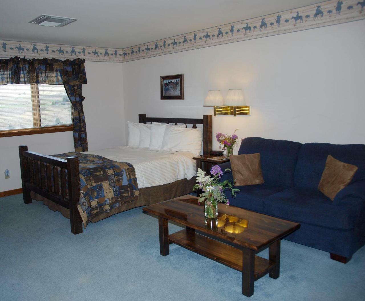 Yellowstone Basin Inn Гардинер Экстерьер фото