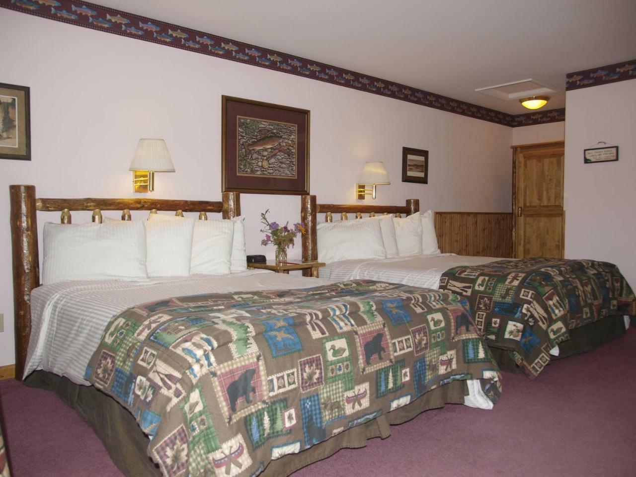Yellowstone Basin Inn Гардинер Экстерьер фото